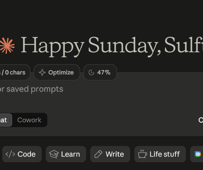 The collapsed usage pill showing 47 percent, in the row above the Claude input beside the word counter and prompt optimizer, dark mode